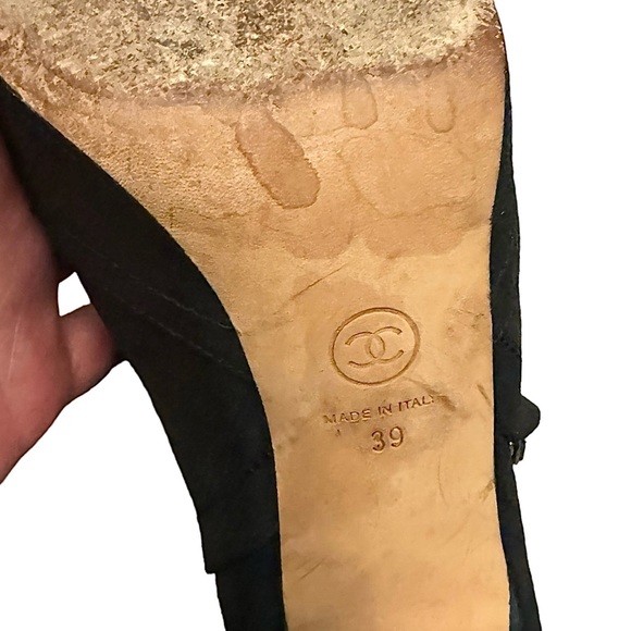 CHANEL Black Distressed Suede Chain Detail Ankle Boots Shoes 39 - Picture 9 of 9